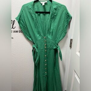 Forever 21 Green Button-Front Maxi Dress